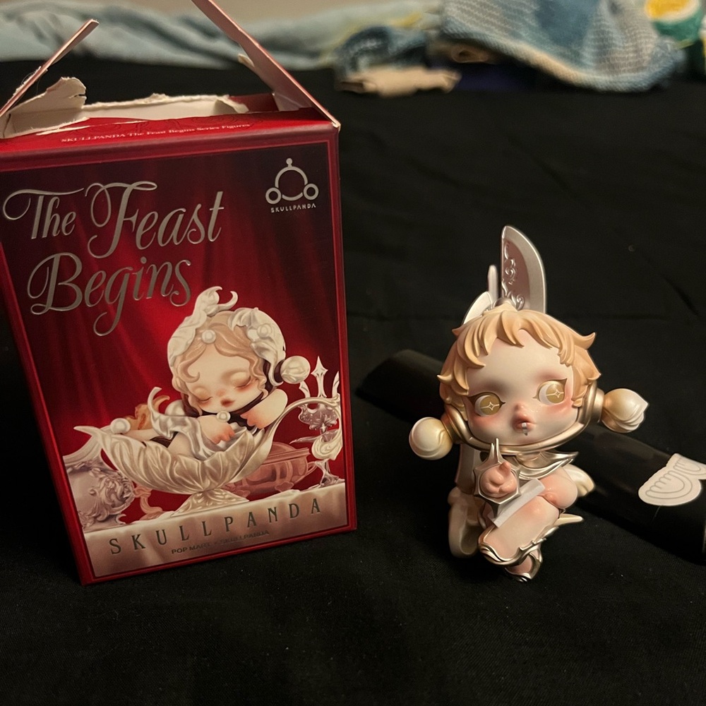 SkullPanda • the Feast Begins • the Dinner Knife - Picture 2 of 3